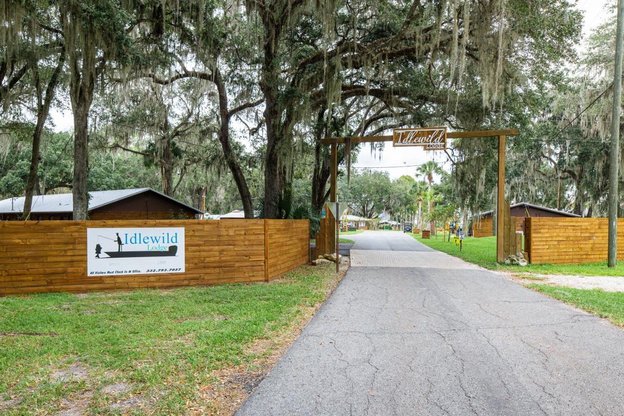 Idlewild Lodge And Rv Park Lake Panasoffkee Luaran gambar