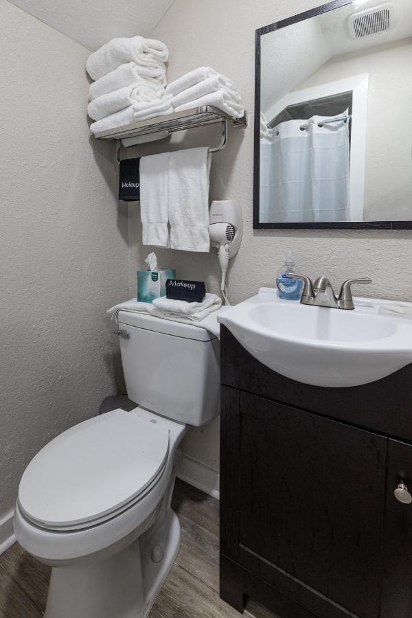 Idlewild Lodge And Rv Park Lake Panasoffkee Luaran gambar